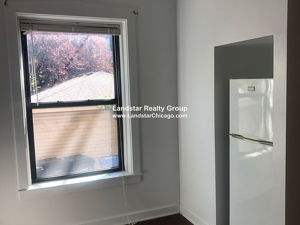 1st image of 2617.5 N Spaulding Ave #1N