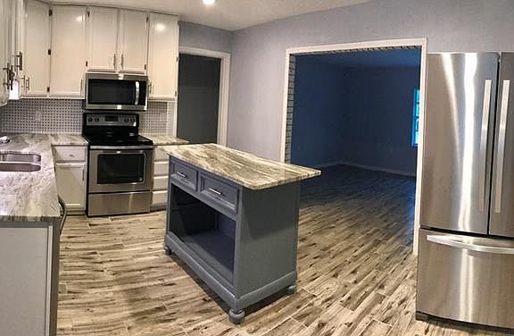 5th image of 504 W Cherry St