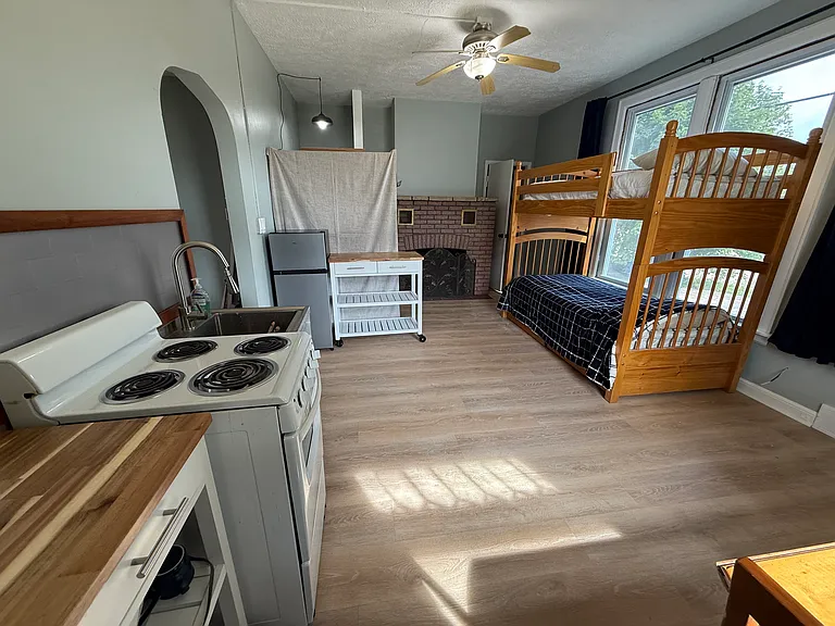 110 W Onota St #5 — Photo 9
