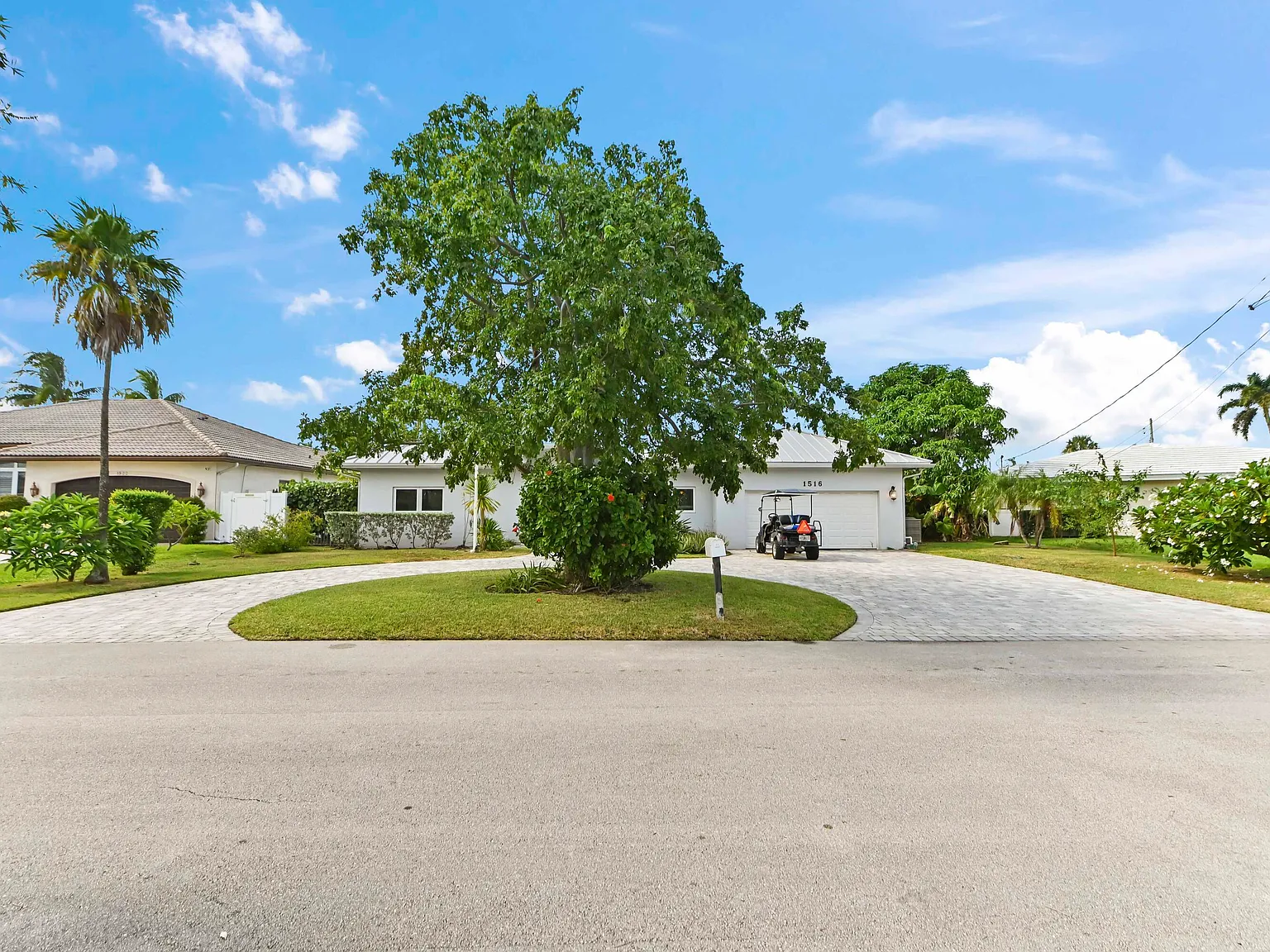 3 bed, 2.0 bath, 1725 sqft, $8,000 — Photo 1