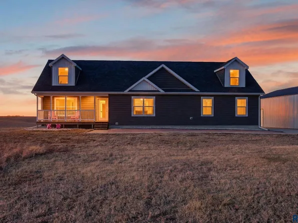 46098 274th St, Chancellor, SD 57015