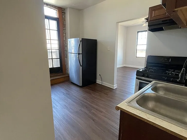 2065 Coulter St #2409-11 — Photo 14