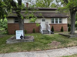 903 Aston Martin Dr, Lindenwold, NJ 08021