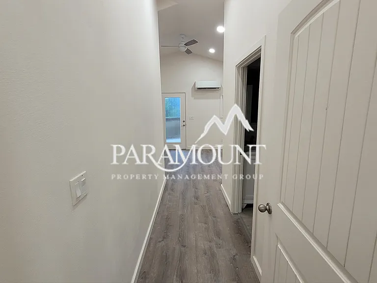 2895 Beach Dr E — Photo 9