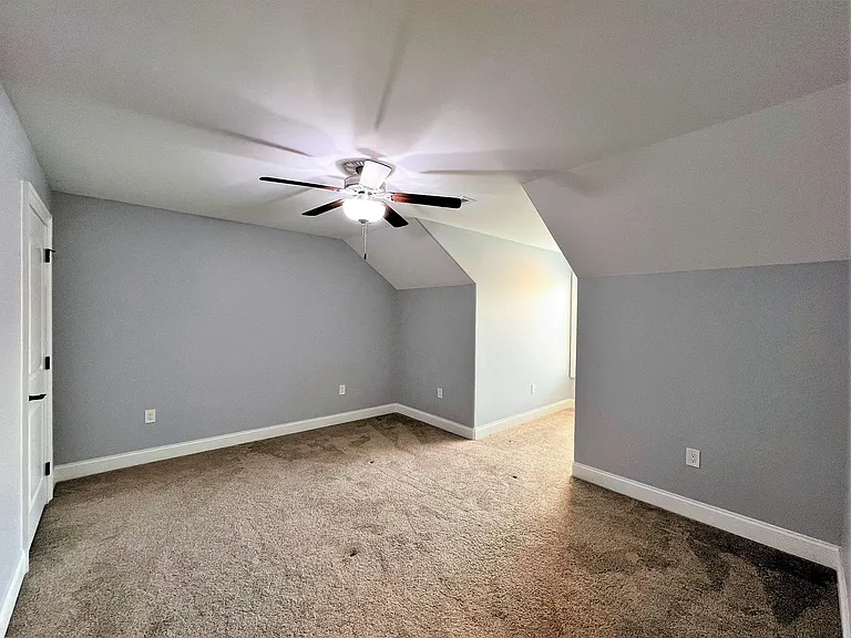 1121 Andalusian Way — Photo 22