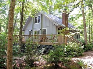 83 Gosling Cir E, Hendersonville, NC 28792