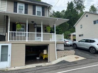 959 Streets Run Rd, Pittsburgh, PA 15236