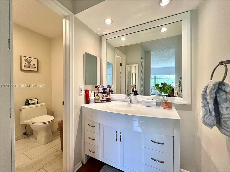 8114 SW 81st Ter — Photo 12