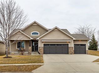 8125 Mercato Ct, West Des Moines, IA 50266