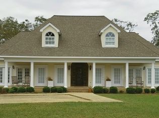 7 Bowman Rd, Petal, MS 39465