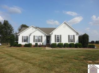 212 Rashea St, Mayfield, KY 42066