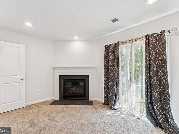 4th image of 2924 Truffle Oak Pl