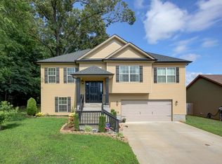 2225 Trophy Trce, Clarksville, TN 37040