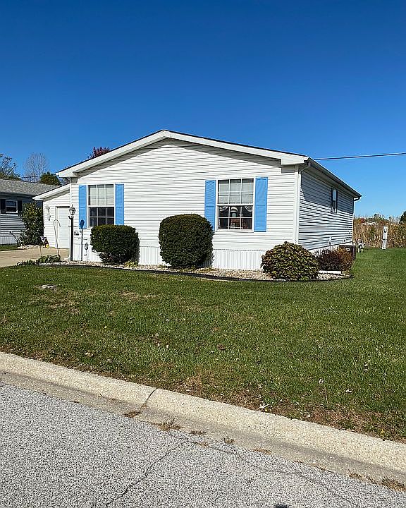 1st image of 5254 Buckingham Ave