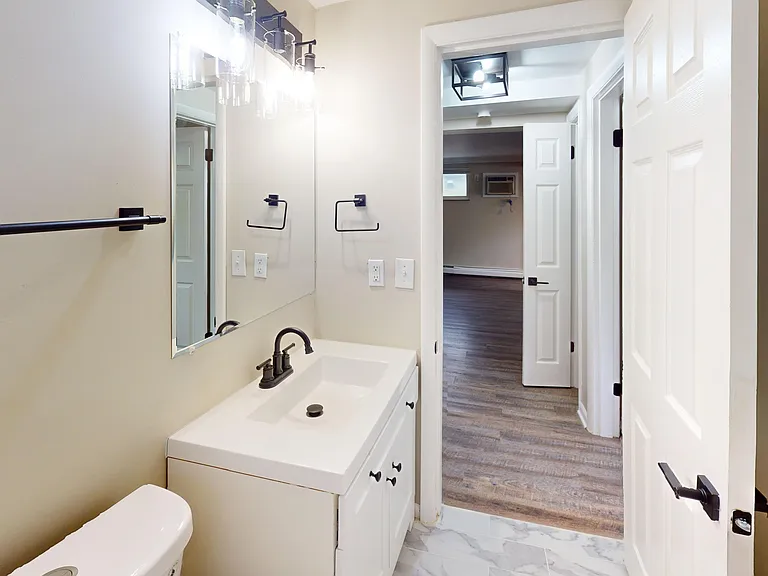Oakley Square Partial Renovated Bathroom Oakley Square Partial Renovated Bathroom