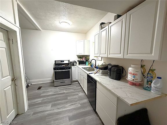 5th image of 547 Morgan Ave