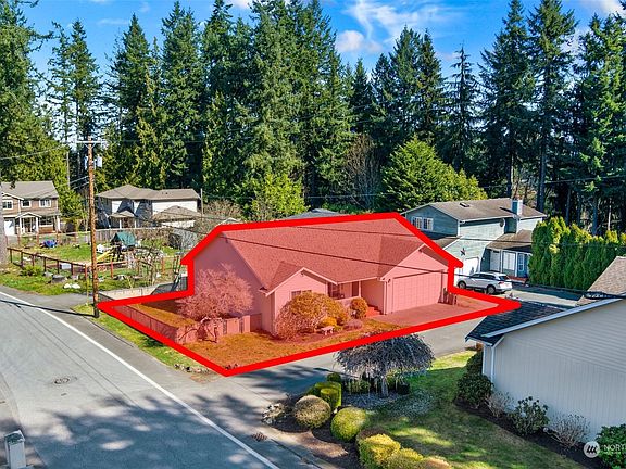 4th image of 5307 East Drive