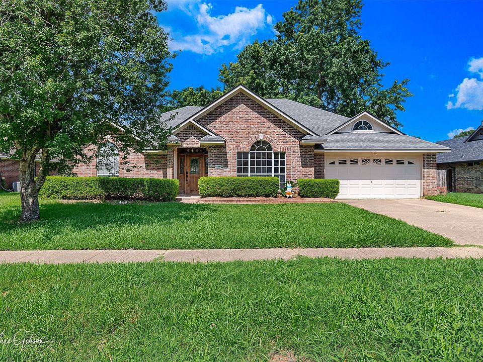 1st image of 4906 General Rusk Dr
