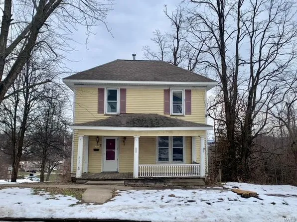 528 N Section St, Hannibal, MO 63401