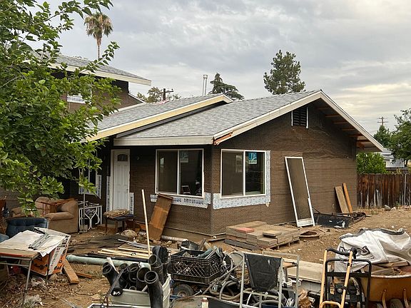 3rd image of 2335 Zanja Dr