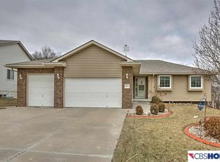 2914 Rahn Blvd, Bellevue, NE 68123