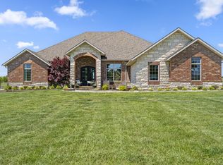 2123 Riverdale Rd, Ozark, MO 65721