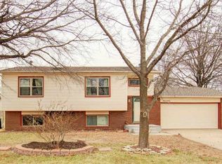 10205 W Dora St, Wichita, KS 67209