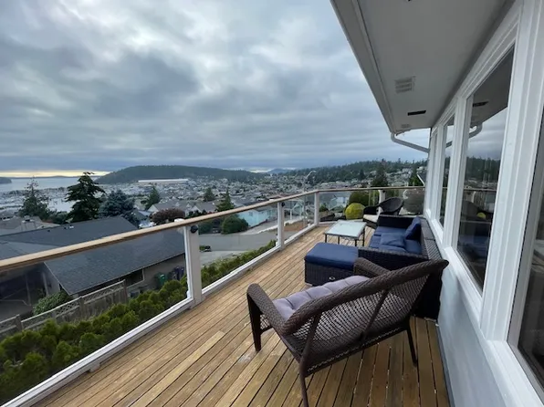 4937 Heather Dr, Anacortes, WA 98221