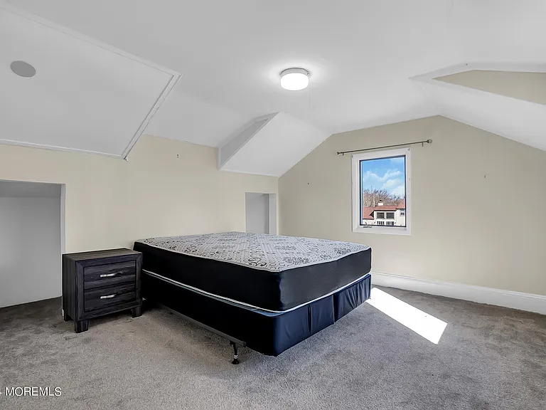459 W Park Ave — Photo 19