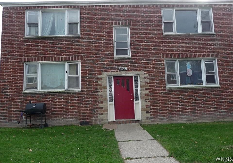 1st image of 4227 E Allen St
