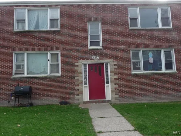 4227 E Allen St, Buffalo, NY 14219