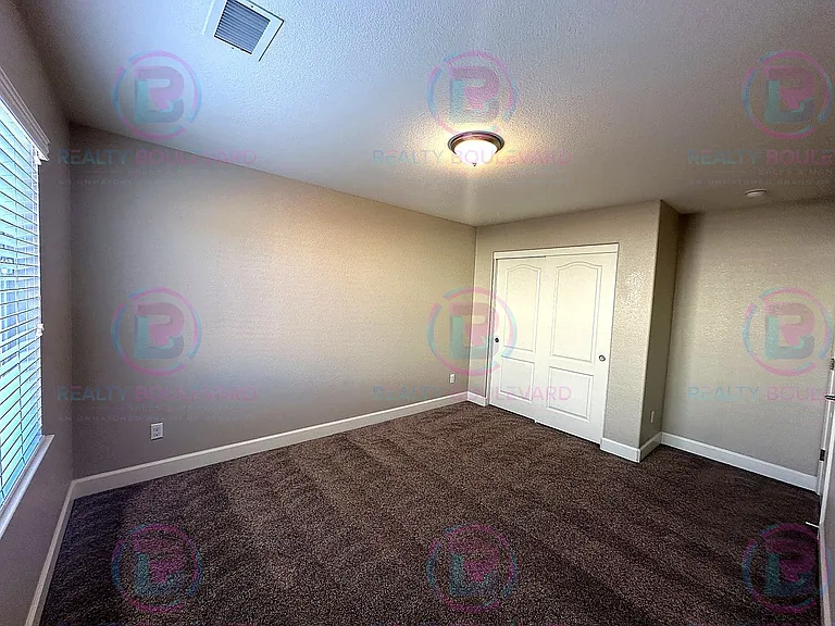 1110 Saffron Woods Way — Photo 15