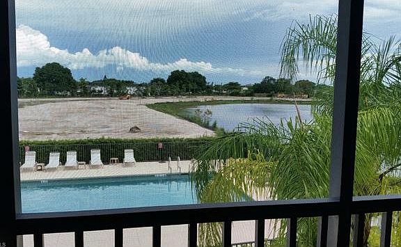 4th image of 13780 Julias Way APT 1011