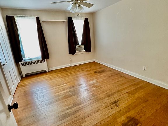 133 Centennial Ave #2 - Bedroom