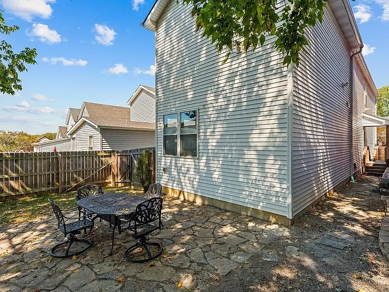 313 Cleveland Ave — Photo 4
