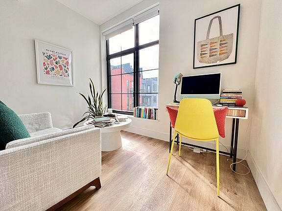 4th image of 1104 Bedford Ave APT 402