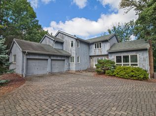 85 Parlin Ln, Watchung, NJ 07069