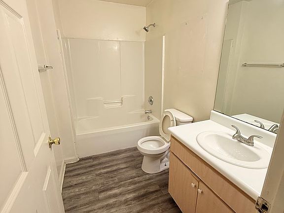 5th image of 2285 Hartsfield Rd #2