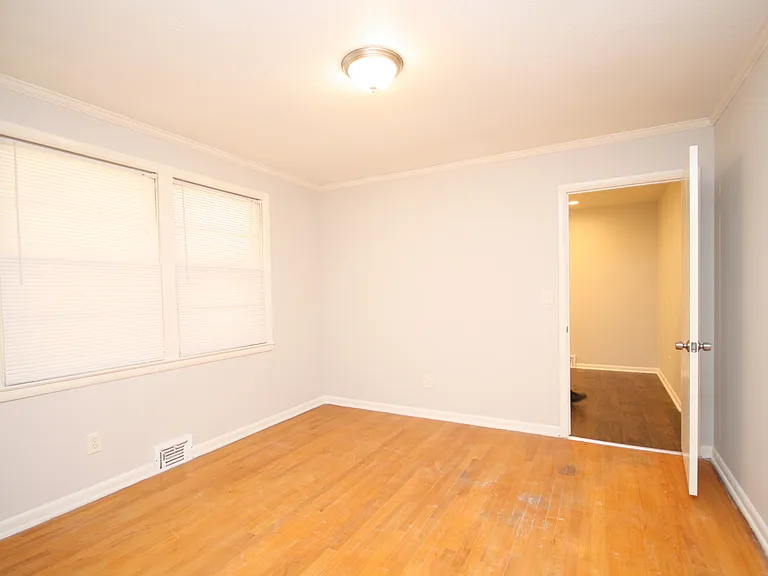7620 Charlotte Dr SW — Photo 13