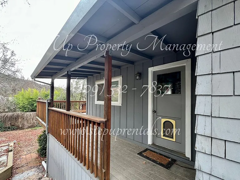273 Lyons St — Photo 21