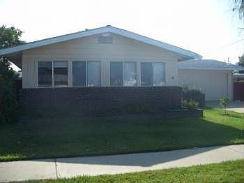 1st image of 4524 La Crosse Ave
