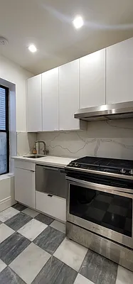 Rented by MJ Property Group LLC | media 24