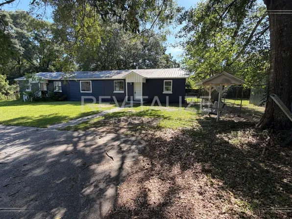 James Street Duplex, 831 James St, Saraland, AL 36571