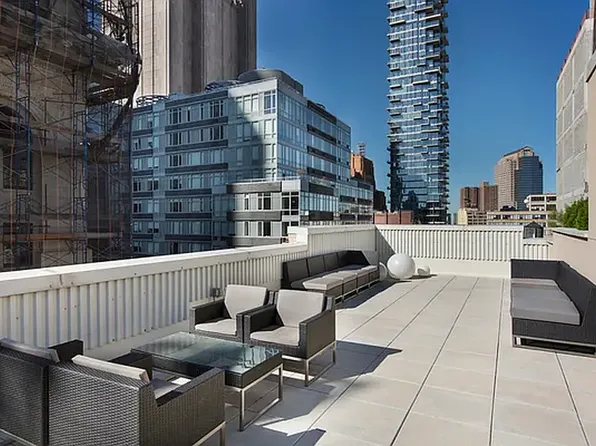 101 Leonard Street 8-C image 18 of 18