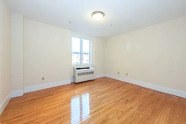 Rented by Compass | media 3