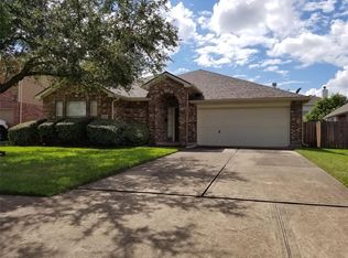 4922 Ridgeway Dr, Pasadena, TX 77504