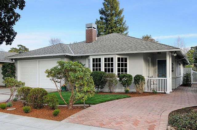 1st image of 559 Patricia Ln