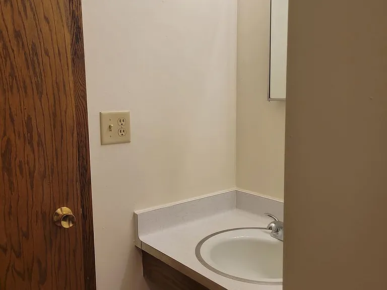 150 E Dekora St — Photo 6