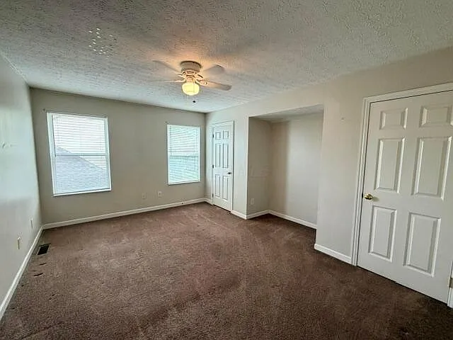 9372 Auburn Ave — Photo 22