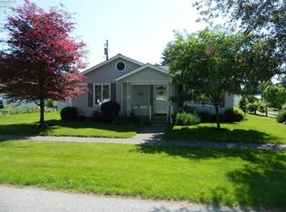 711 Rice St, Fremont, OH 43420